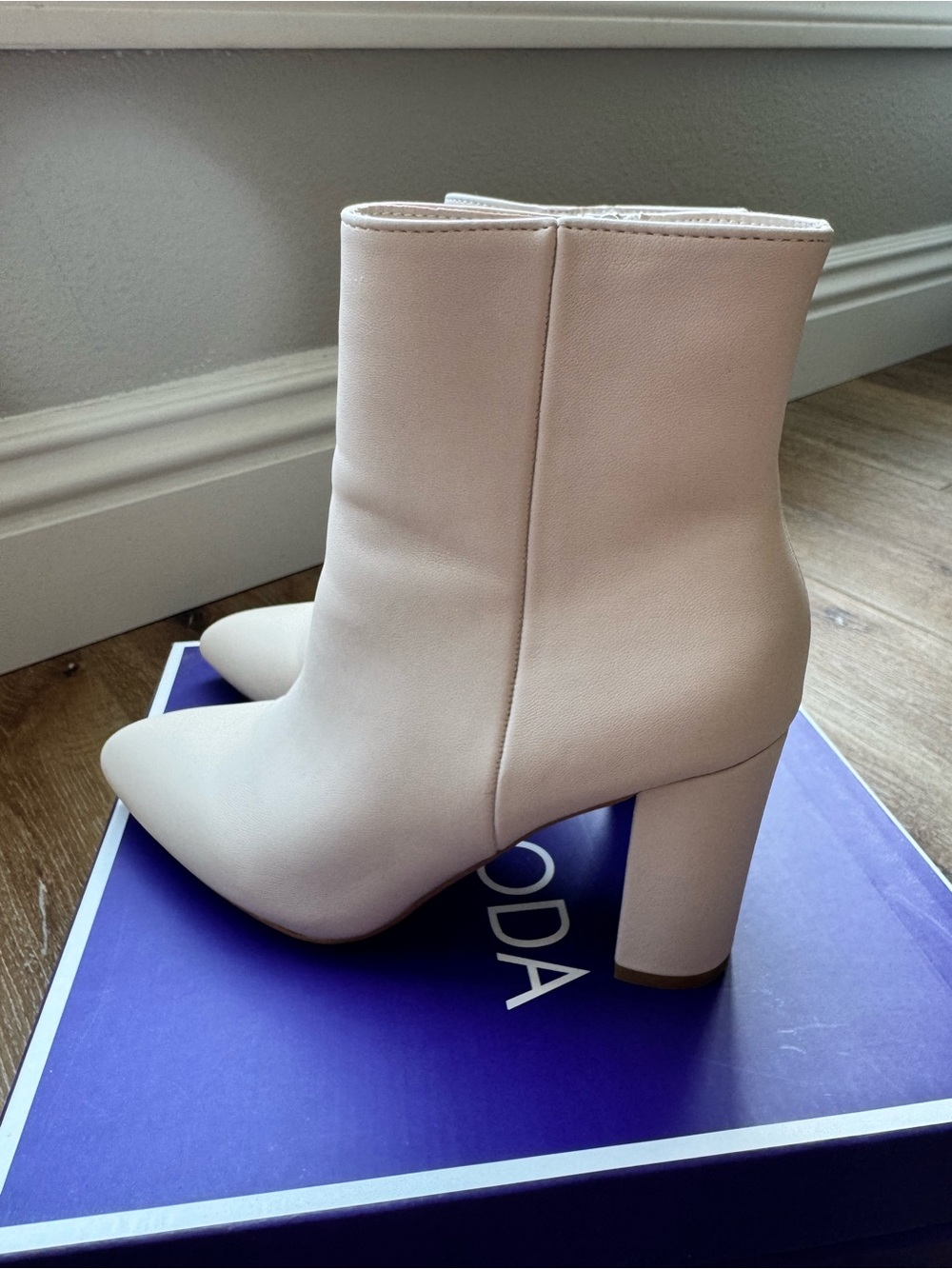 Women's Cream Block Heel Ankle Boots